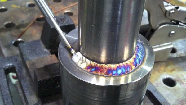 PHƯƠNG PHÁP GIA CÔNG INOX VỚI MÁY MIG PHƯƠNG PHÁP GIA CÔNG INOX VỚI MÁY MIG